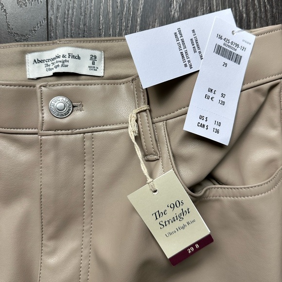 Abercrombie and Fitch High Rise Vegan Leather 90s Straight Pant - Picture 4 of 6